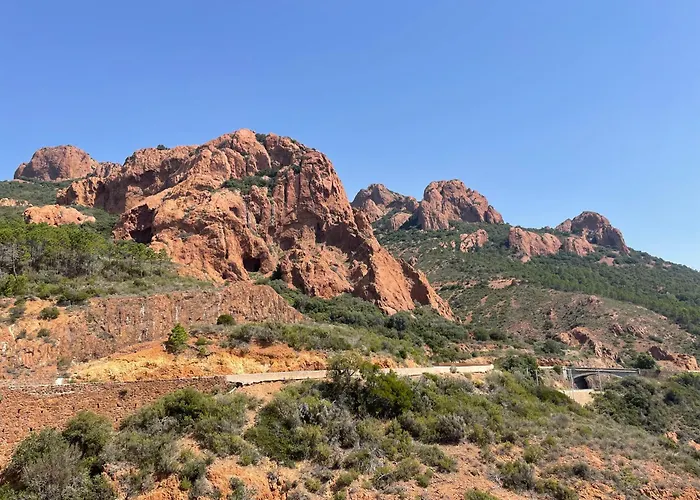 Apartment Charming Loft With Sea View Saint-Raphael (Var)