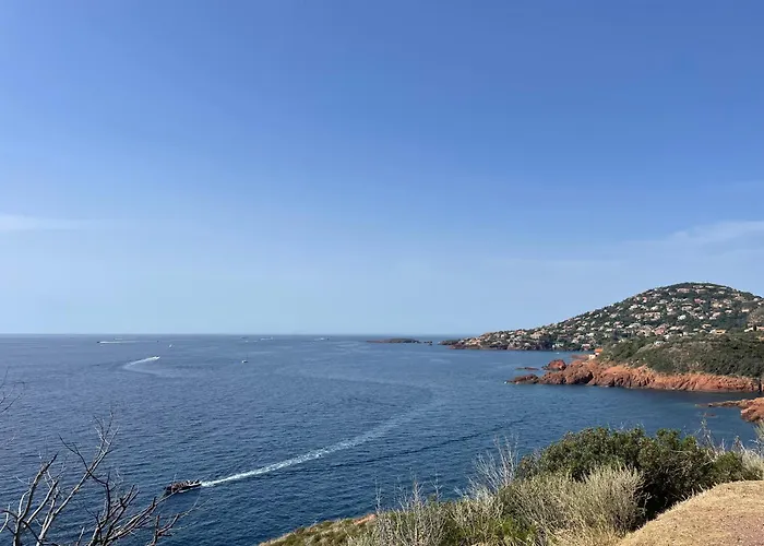 Charming Loft With Sea View *